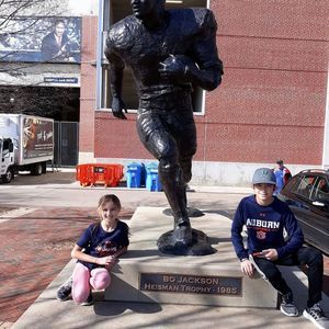 Meet your Posher, Pam